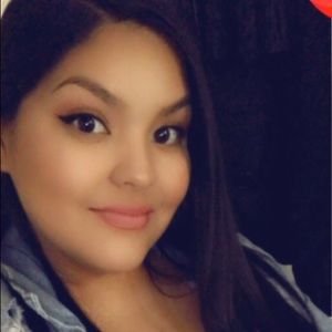 Meet your Posher, Lianna